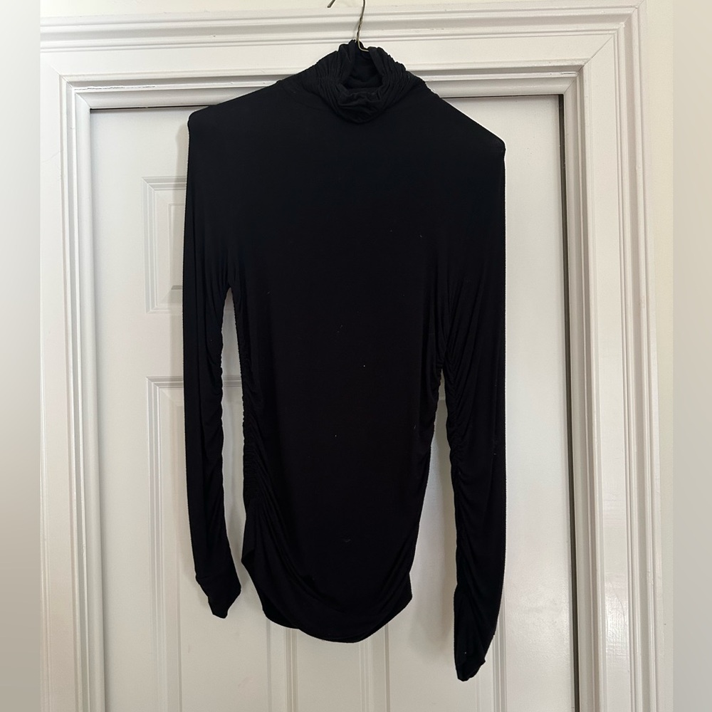 Sift Surroundings Black Turtle Necked Tunic